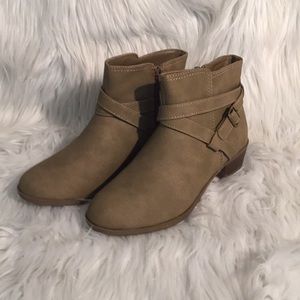 NEW girls tan booties!